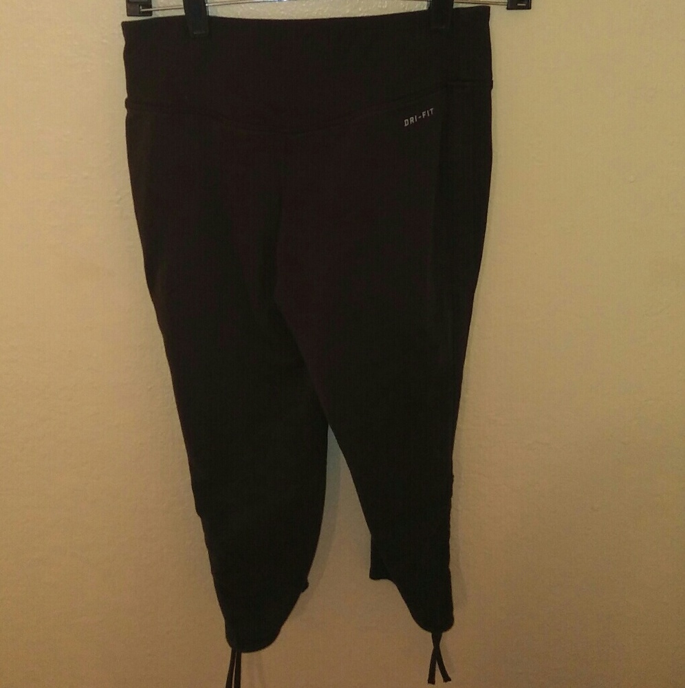 NIKE DRI FIT WOMENS BLACK EXERCISE/YOGA PANTS SIZE